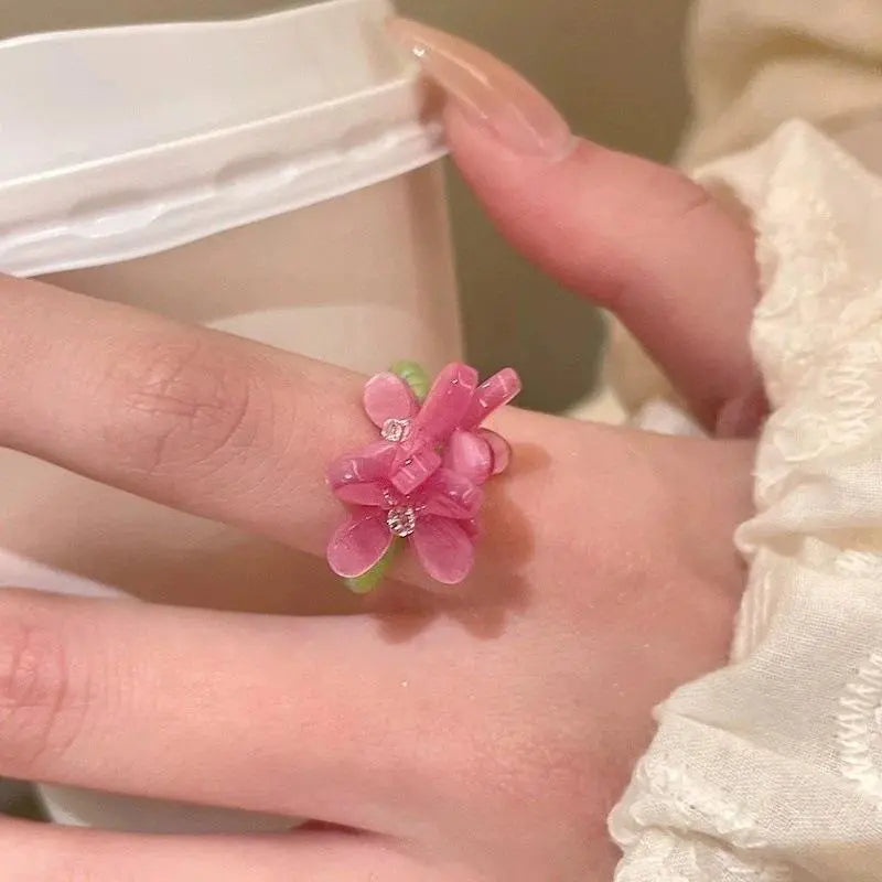 Women's Cute Round Floral Beaded Ring - Dainty Elastic Alloy Band, Adjustable Stackable Costume Jewelry Fashion Gift for Women