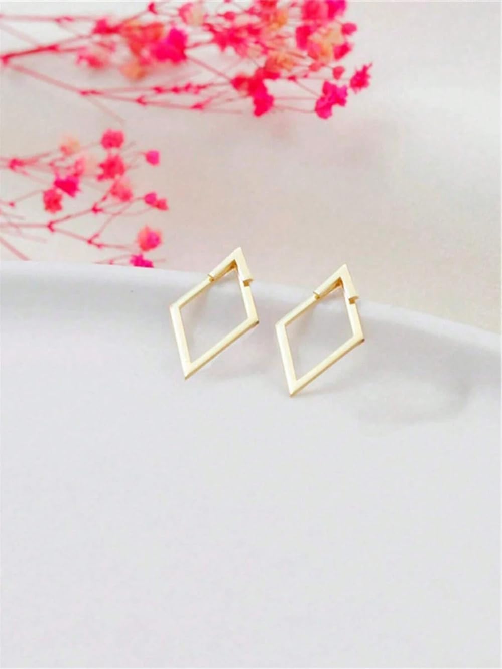 1 Pair Stud Earrings Set for Women Multipack, Fashion Pearl Cubic Zirconia Butterfly Earrings Packs Piercings, Hypoallergenic Stud Hoops Earrings
