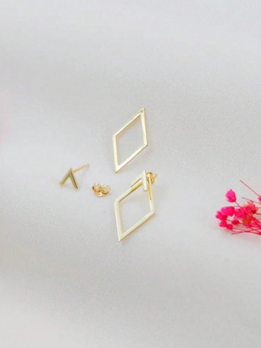1 Pair Stud Earrings Set for Women Multipack, Fashion Pearl Cubic Zirconia Butterfly Earrings Packs Piercings, Hypoallergenic Stud Hoops Earrings
