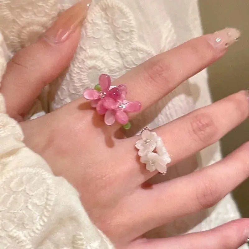 Women's Cute Round Floral Beaded Ring - Dainty Elastic Alloy Band, Adjustable Stackable Costume Jewelry Fashion Gift for Women