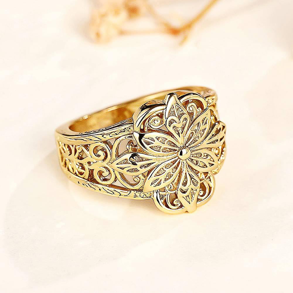 Hollow-Out Pattern Design Ring for Women Engagement Jewelry