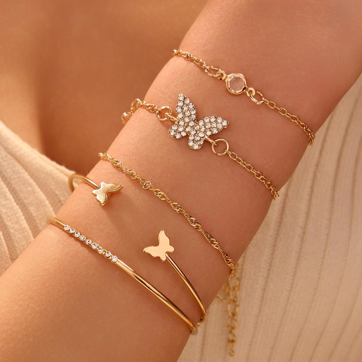 5 PCS Gold Bow Bracelets Set for Women, Elegant Butterfly and Pearl Accented Layered Bracelet Set - Delicate Fashion Jewelry
