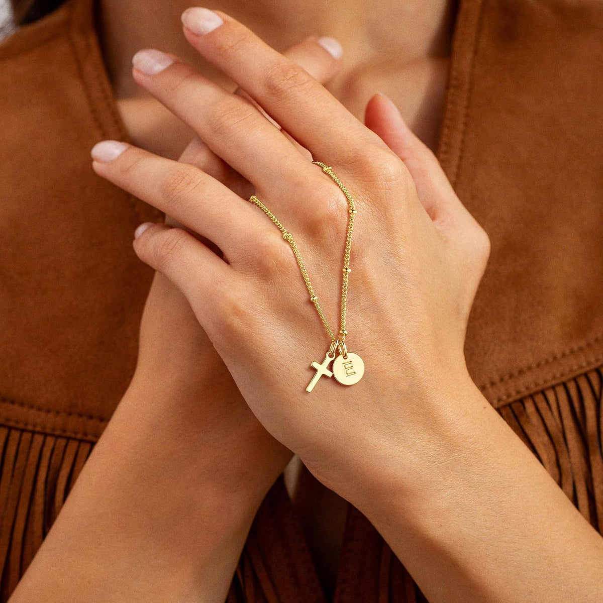 Turandoss Cross Initial Necklaces for Girls, Teen Girl Gifts Trendy Stuff