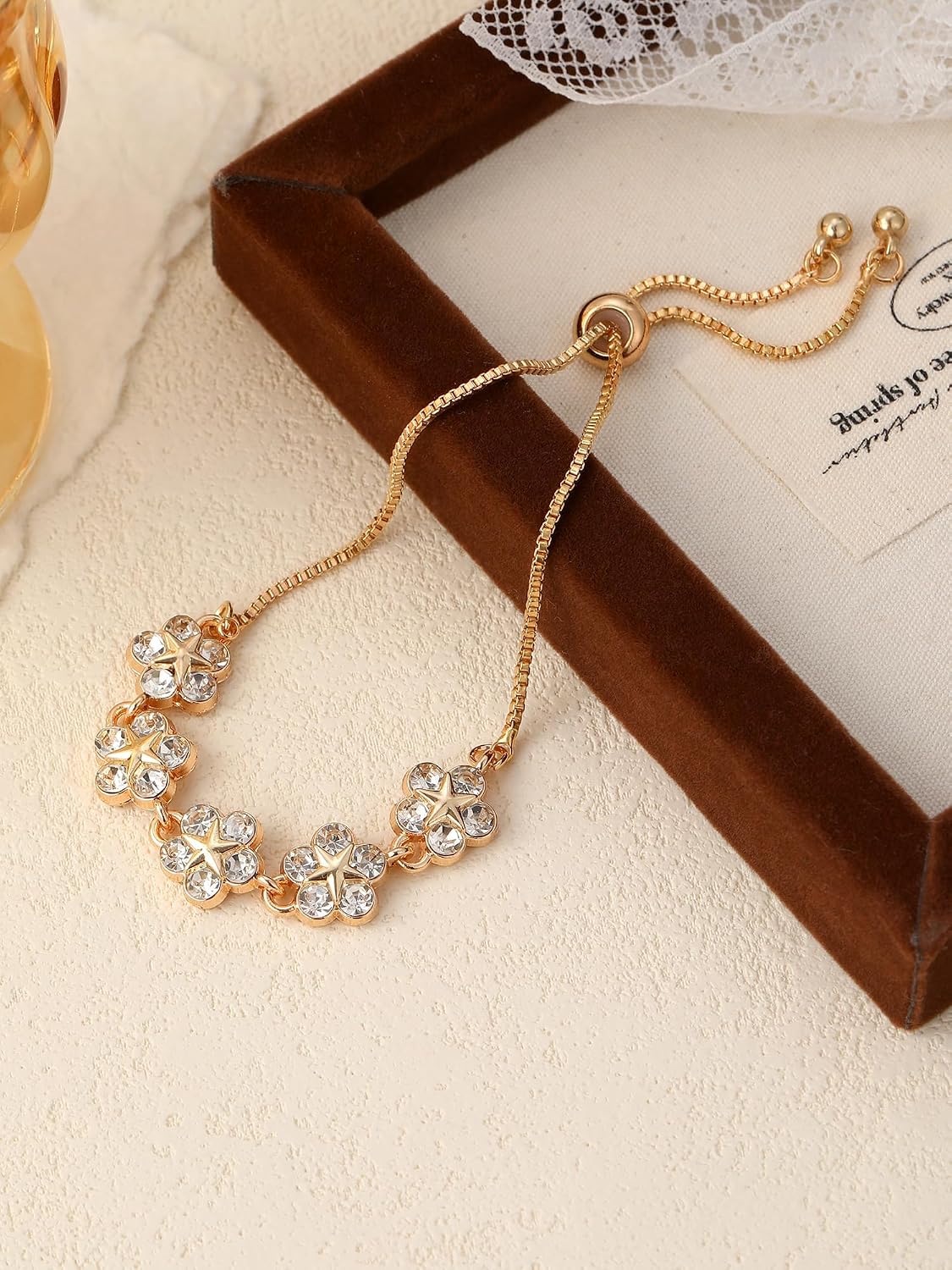 1 PC Gold Adjustable Floral Pearl Chain Bracelet With Sparkling Zirconia Stones