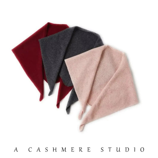 Women's autumn and winter plush scarf, triangle kerchief, skin-friendly neck warmer, knitted neckerchief, versatile faux collar