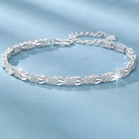 925 Floral Chain Bracelet for Women, Lightweight Adjustable Silvery Jewelry, Suitable for Daily Wear and Party, Gift Option