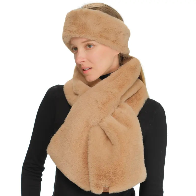 C.C Luxe Faux Fur Wrap Scarf – A Plush and Elegant Women's Accessory, Offering Ultimate Warmth and Sophistication with a Soft Faux Fur Finish Winter Soft Warm Shawl