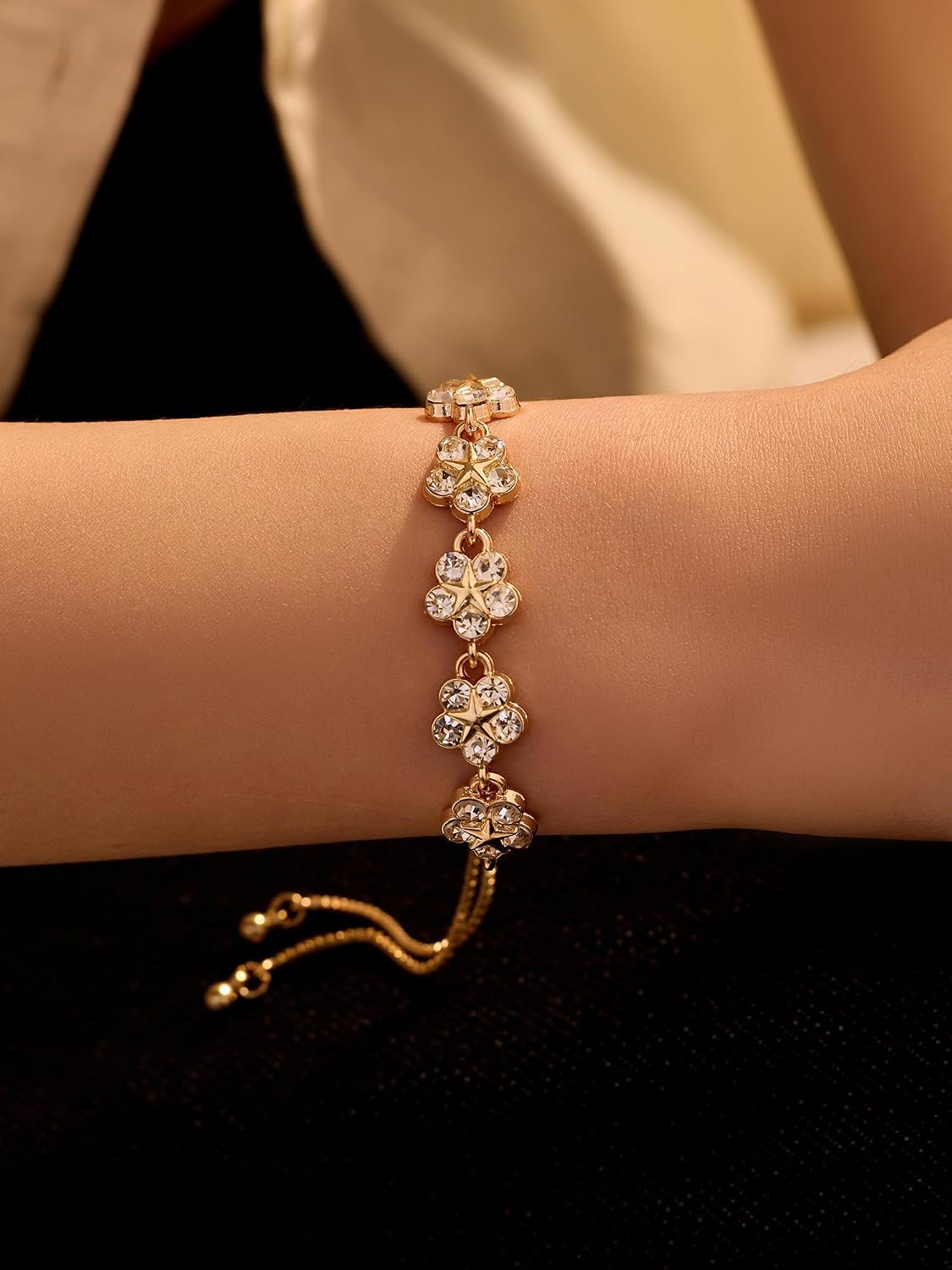 1 PC Gold Adjustable Floral Pearl Chain Bracelet With Sparkling Zirconia Stones