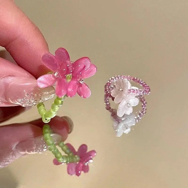 Women's Cute Round Floral Beaded Ring - Dainty Elastic Alloy Band, Adjustable Stackable Costume Jewelry Fashion Gift for Women